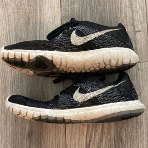 Women’s size 6.5 Nikes